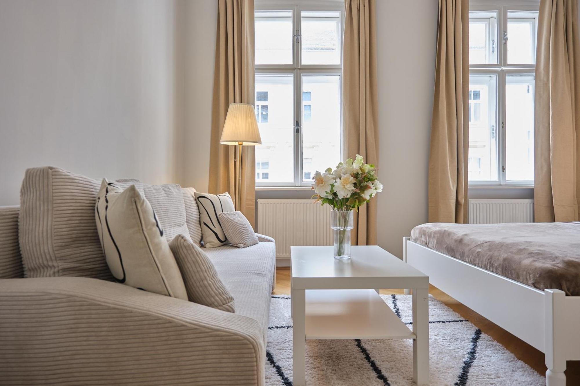 Chic Apartment - Near U3 Metro Відень Екстер'єр фото