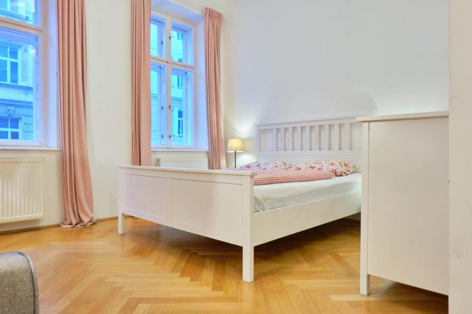 Chic Apartment - Near U3 Metro Відень Екстер'єр фото