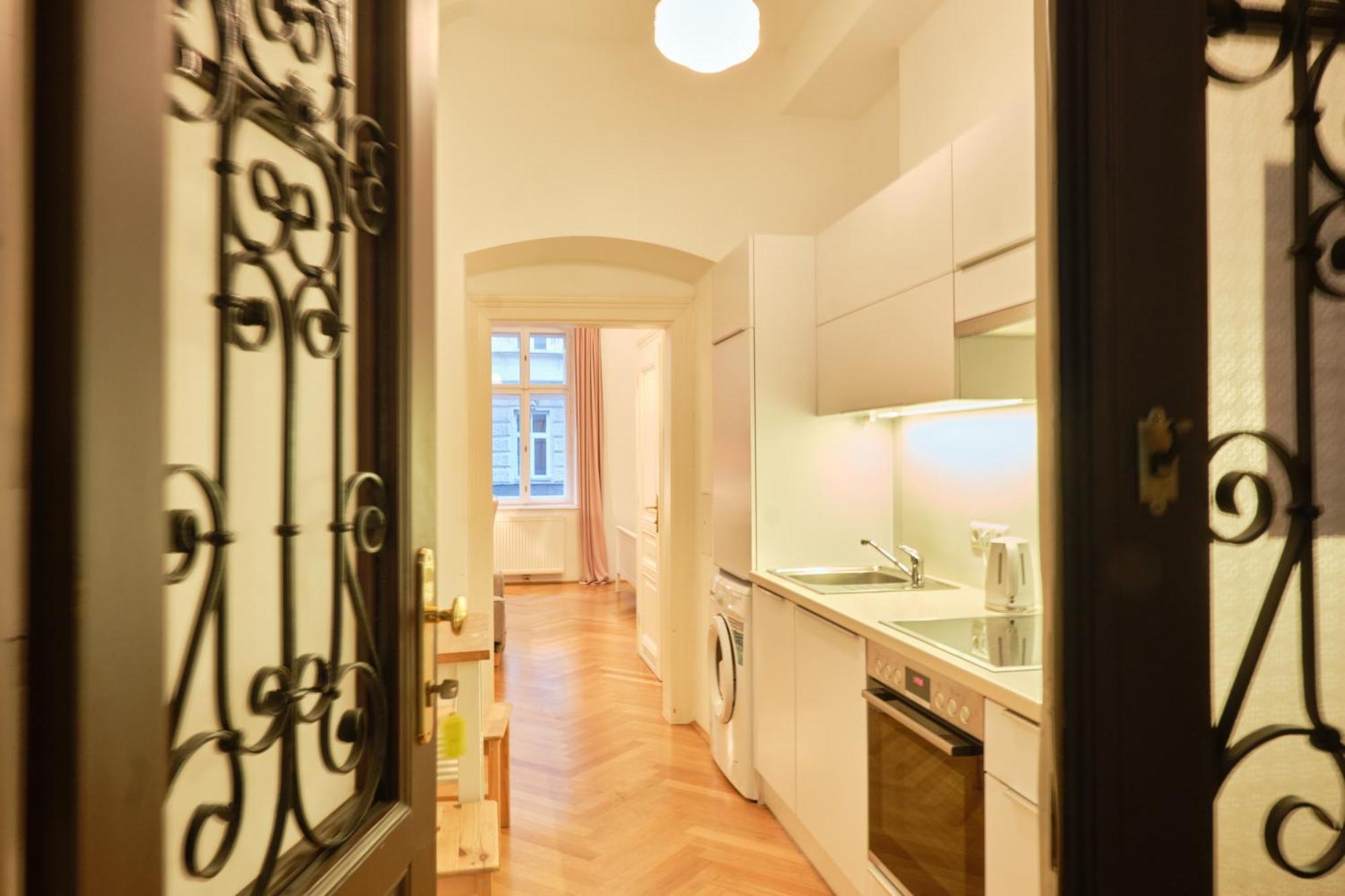 Chic Apartment - Near U3 Metro Відень Екстер'єр фото