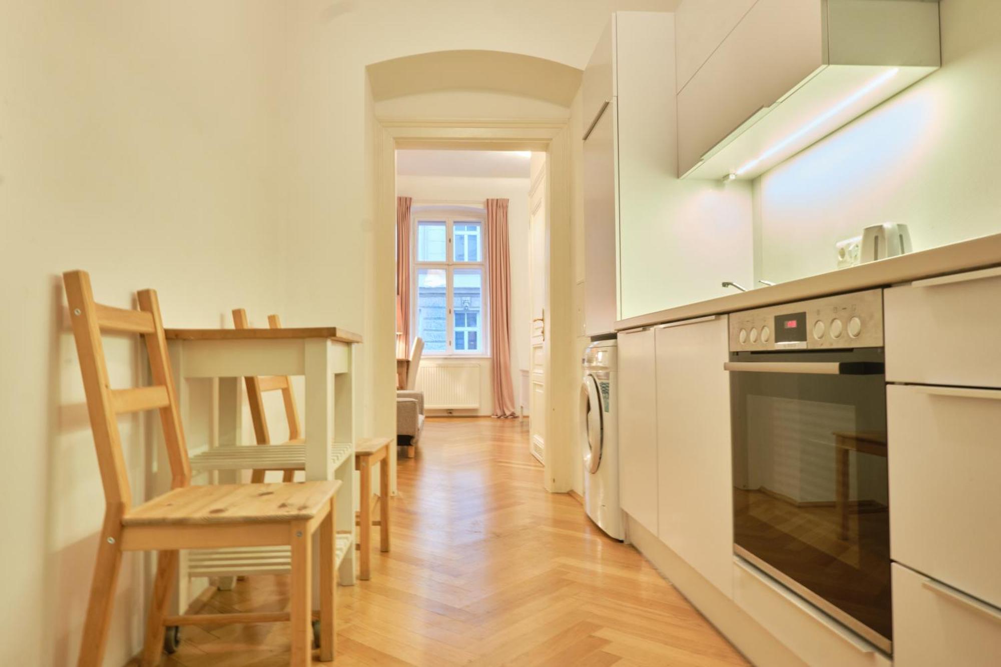 Chic Apartment - Near U3 Metro Відень Екстер'єр фото