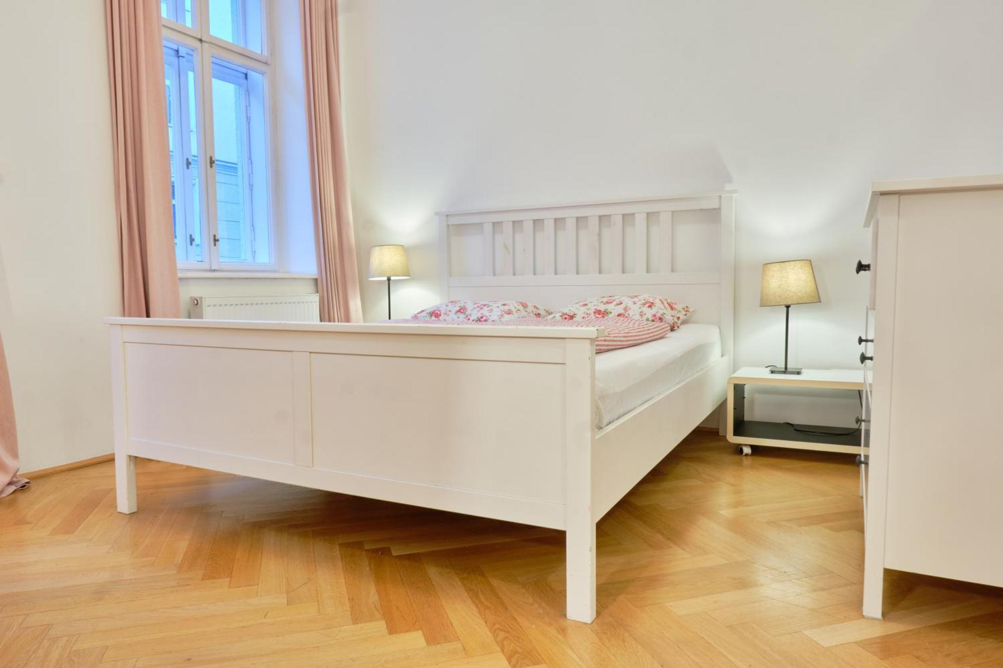 Chic Apartment - Near U3 Metro Відень Екстер'єр фото