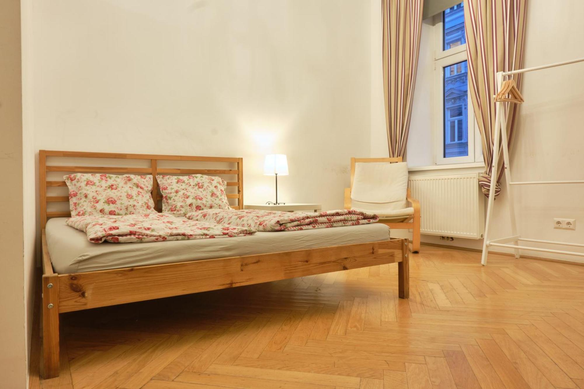 Chic Apartment - Near U3 Metro Відень Екстер'єр фото